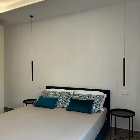 Blu Nora * Bari
